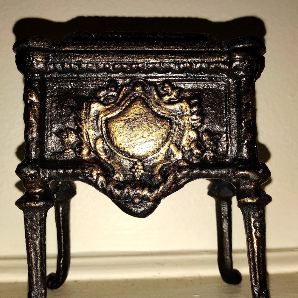 French Cast Iron Foundry Box